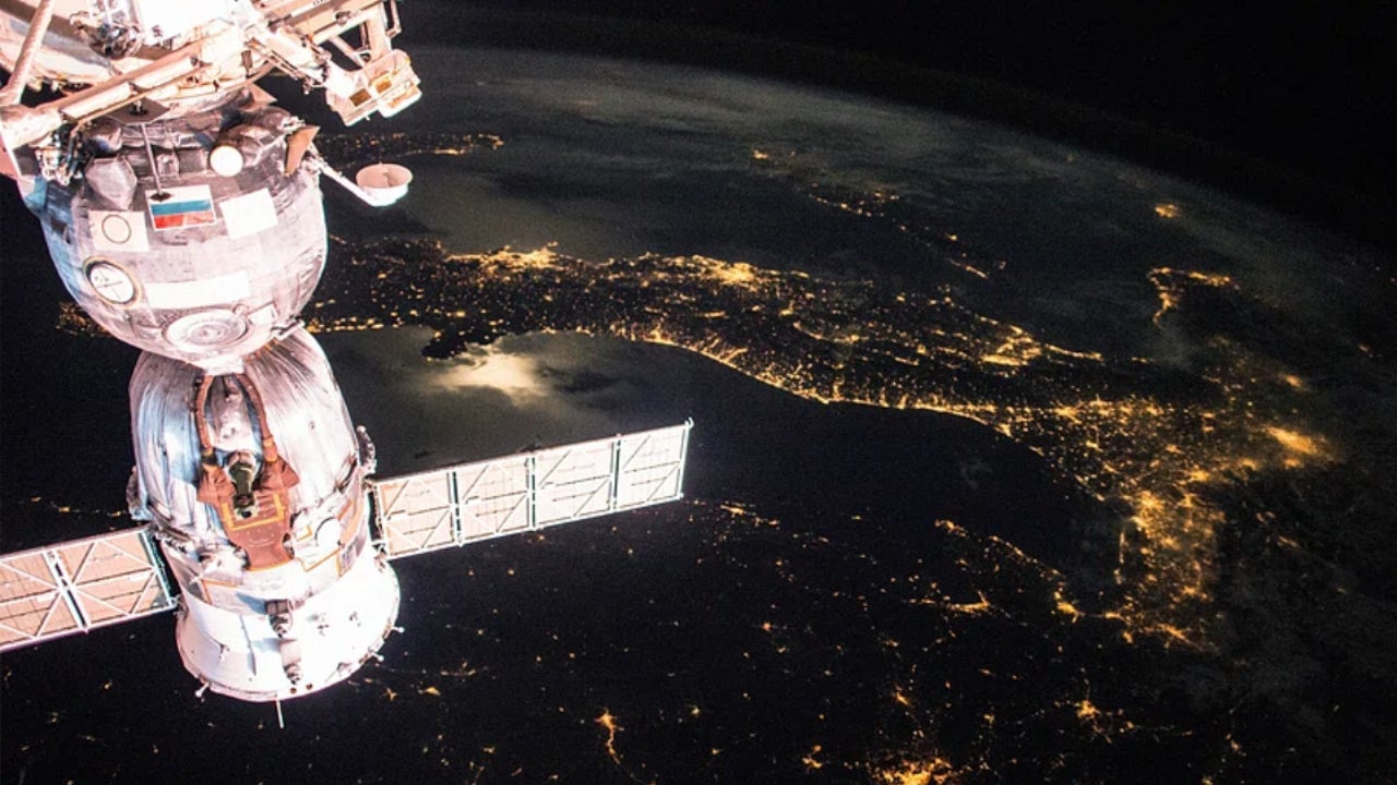 This is the Russian satellite that the United States denounces as an orbital weapon