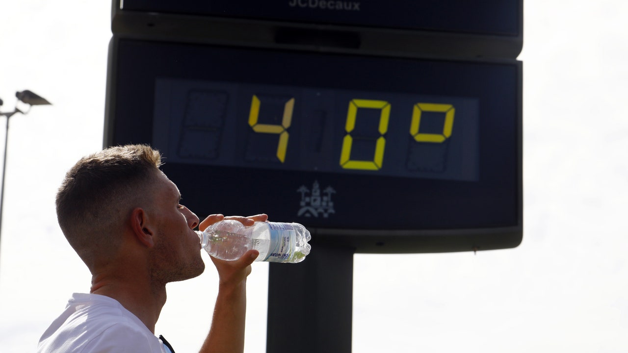 Experts predict when the sweltering heat will hit