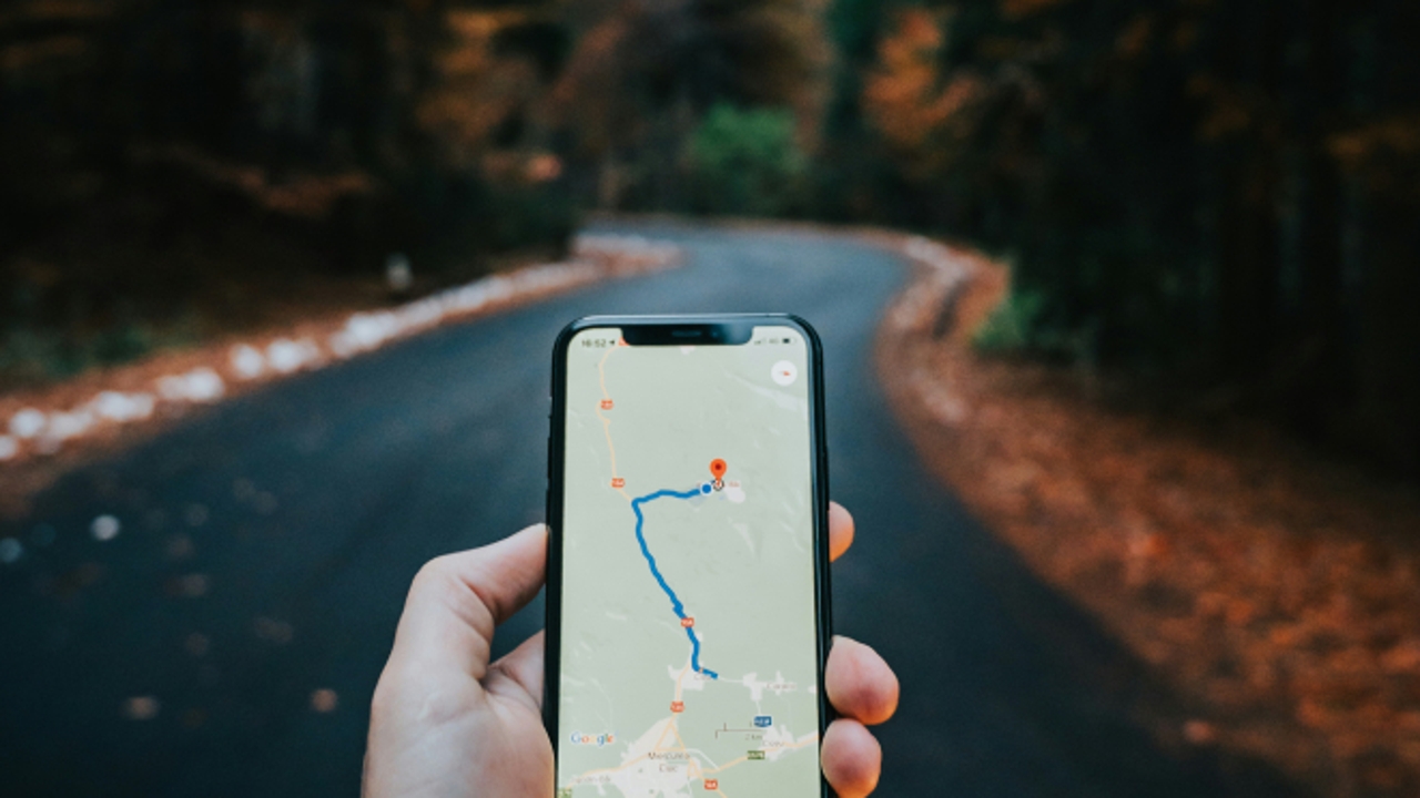 Google Maps vs Apple Maps: which is better?